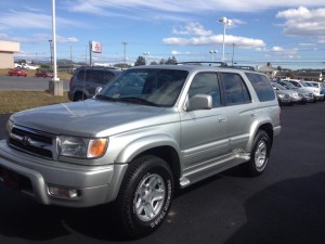 2000-Toyota-4Runner-100414-Really